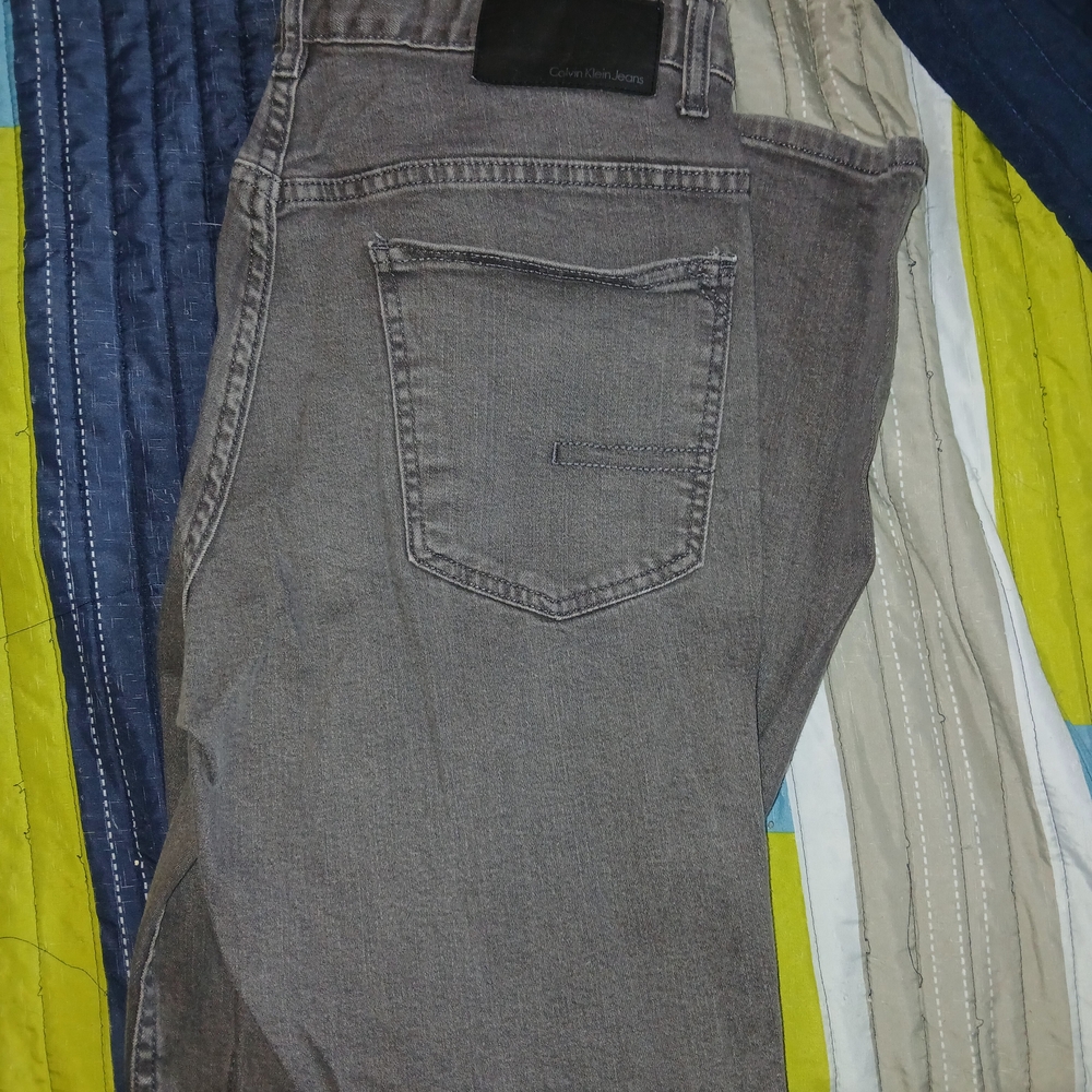 Calvin Klein Men's Charcoal Straight Jeans